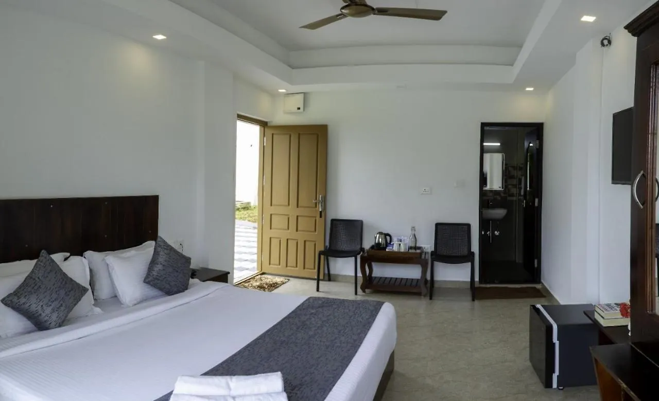 Moon Line Hotel Anaviratty